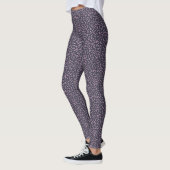 Leggings aus Leopard und Lavendel (Links)