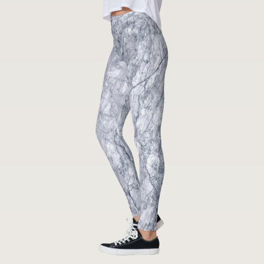 Leggings aus Marmorstein (Links)