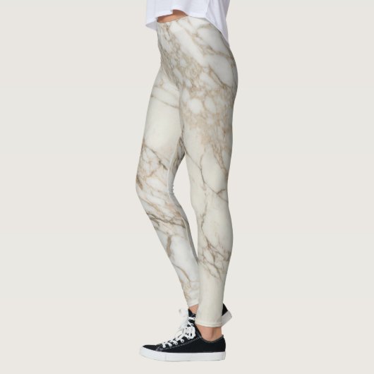 Leggings aus Marmorstein (Links)