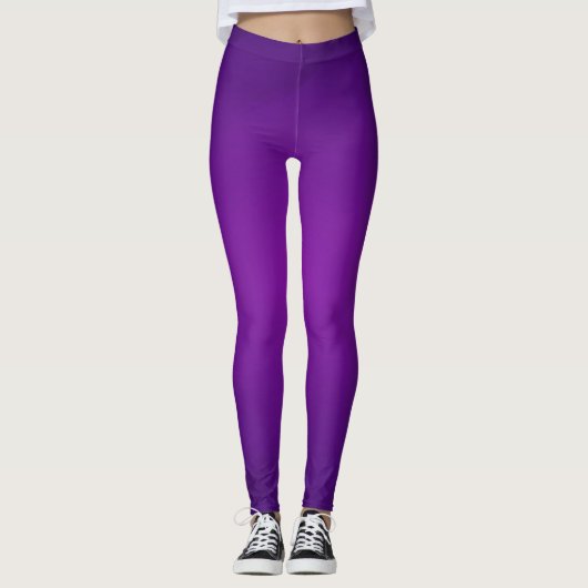 Leggings in lila Spandex/Polyester. (Vorderseite)