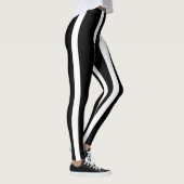 Leggings in Schwarz-Weiß-Streifen (Rechts)