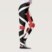 Leggings in Schwarz, Weiß und Rot. (Rechts)
