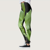 Leggings mit grüner Orchidee auf schwarzem Hinterg (Links)