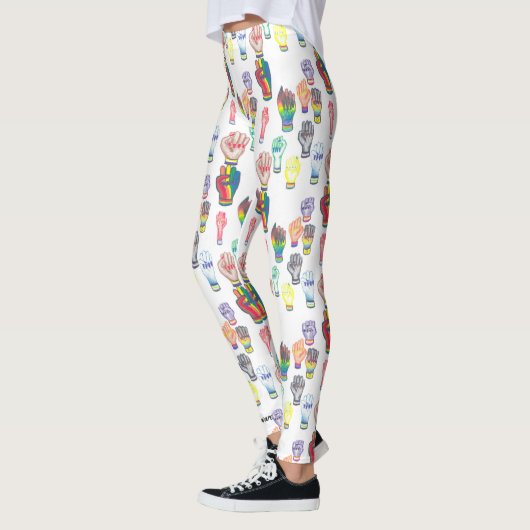 Leggings mit Regenbogenfisten. (Links)