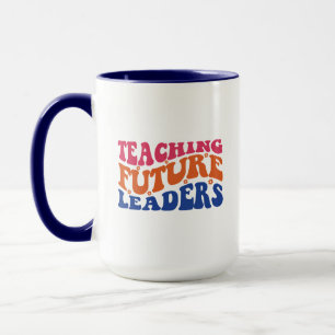 Lehre für zukünftige Führer Wordart Tasse