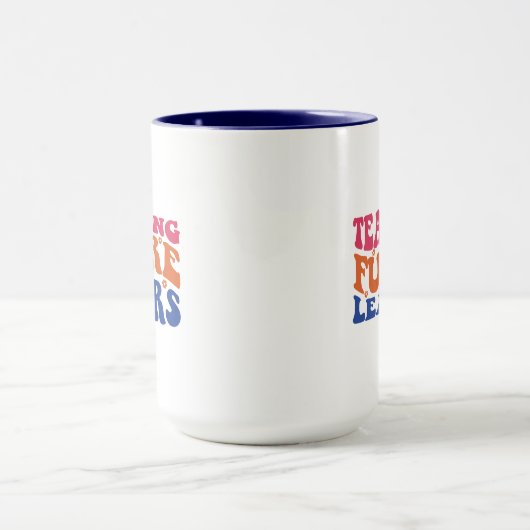 Lehre für zukünftige Führer Wordart Tasse (Zentrum)
