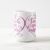 Lehre Liebe Inspiriere Skriptdesign Kaffeetasse (Mittel)