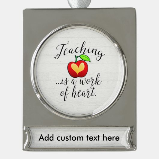 Lehren ist ein Werk des Herzlehrers Banner-Ornament Silber (Vorderseite)