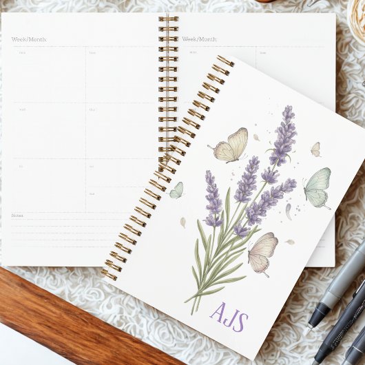 Lehrer Abschluss Lavendel Schmetterling Monogramm Planer