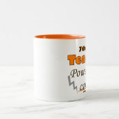 Lehrer der 7. Klasse mit Coffein Zweifarbige Tasse (Mittel)