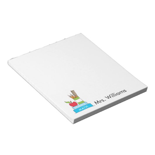 Lehrer-Editor mit Niedlichen Büchern und Apple Notizblock (angewinkelt)