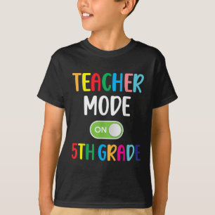 Lehrer im 5. Schuljahr Modus An Fünfte Klasse Squa T-Shirt