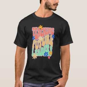 Lehrer Inspirationsfarbige Grundschule Mittel H T-Shirt