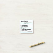 Lehrer kopiert Sticky Note Post-it Klebezettel (Auf Schreibtisch)