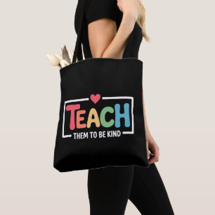 Lehrer lehren sie, freundlich zurück zur Schule zu Tasche