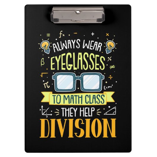 Lehrer tragen immer eine Brille in der Mathe-Klass Klemmbrett (Vorderseite)