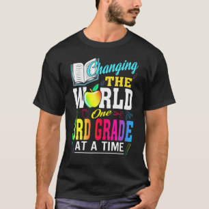 Lehrer wechseln Welt ein drittes Mal nach dem ande T-Shirt