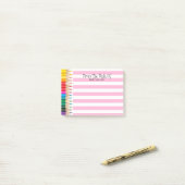 Lehrer zeichnen gezeichnet, um post-it klebezettel (Auf Schreibtisch)