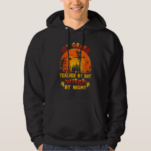Lehrerin der 1. Klasse bei Tag, Hexe bei Nacht Kos Hoodie