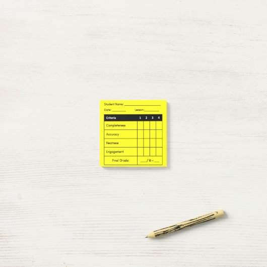 Lehrerin Graduierung für Unterrichtsarbeit in Gelb Post-it Klebezettel (Auf Schreibtisch)