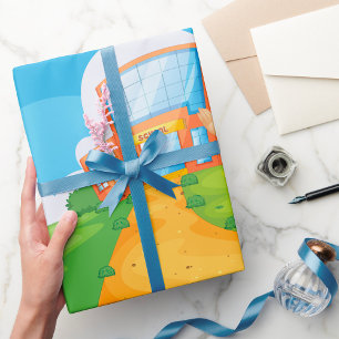 Lehrerin in der Schule, die Papier einwickelt Geschenkpapier
