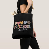 Lehrerin in der Vorschule zurück zur Schule Tasche (Von Nahem)