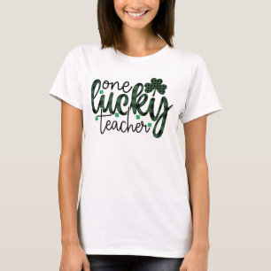 Lehrerin St Patrick gibt einen glücklichen Lehrer T-Shirt