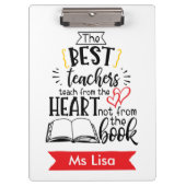 Lehrerin unterrichtet Personalisierte Zwischenabla Klemmbrett (Vorderseite)