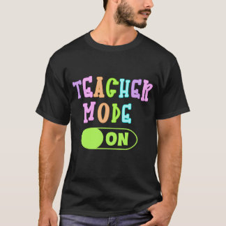 Lehrermodus auf Kissen T-Shirt