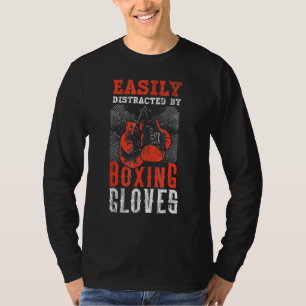 Leicht abgelenkt durch Boxengloves Boxer Coach T-Shirt