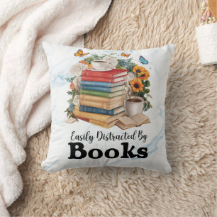 Leicht abgelenkt durch Bücher Aquarell Kissen