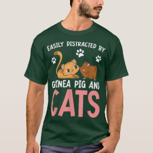 Leicht abgelenkt durch Guinea Schwein und Katzen M T-Shirt
