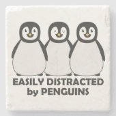 Leicht abgelenkt durch Pinguine Steinuntersetzer (Vorderseite)