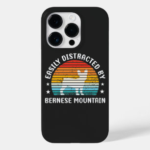 Leicht abgelenkt vom Berner Berghund, Bernese Case-Mate iPhone 14 Pro Hülle