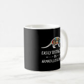 Leicht abgelenkt von Armadillos Büchern Lover Gesc Kaffeetasse (VorderseiteRechts)