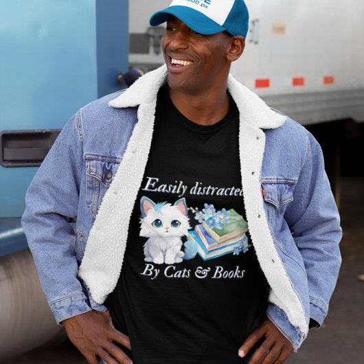 Leicht abgelenkt von Cats & Books Art T-Shirt