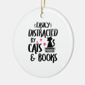 Leicht abgelenkt von Katzen und Büchern - Katze &  Keramik Ornament (Links)