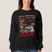Leicht abgelenkt von Katzen und Büchern Niedlich Sweatshirt (Vorderseite)