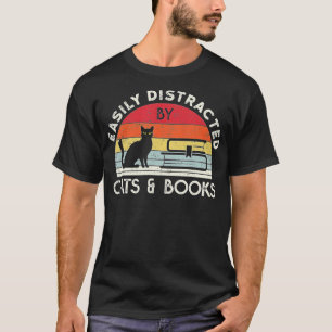 Leicht abgelenkt von Katzen und Büchern Vintag Ret T-Shirt
