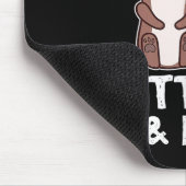 Leicht abgelenkt von Otters und Hunden lustig Nied Mousepad (Ecke)