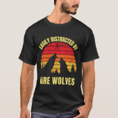 Leicht abgelenkt von schrecklichen Wölfen Retro So T-Shirt (Vorderseite)