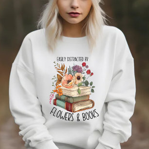 Leicht abgelenkte Blume Bücher mit elegantem Blume Sweatshirt