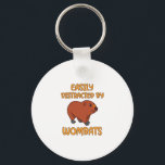 Leicht abgelenkte Frauen Schlüsselanhänger<br><div class="desc">Dieses "Leicht abgelenkte Wombats" Design ist eine coole Geschenkidee für Geburtstage,  Weihnachten,  Jubiläen und andere Geschenkveranstaltungen.</div>