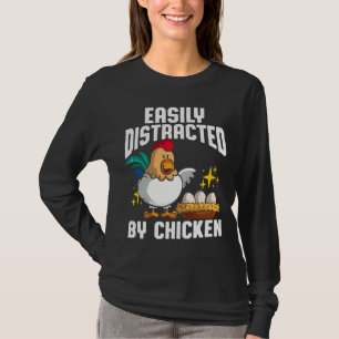 leicht abgelenktes Huhn T-Shirt