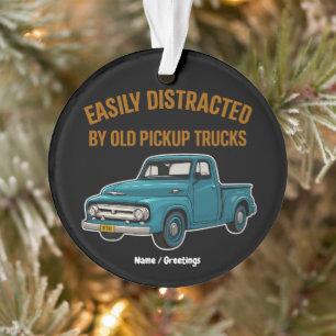Leicht abseits von alten Lieferwagen-LKWs Funny Dr Ornament