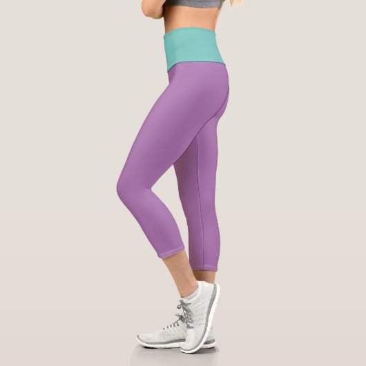 Leicht Aquamarin + Lavendel Capri Leggings (Links)