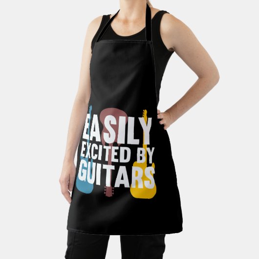 Leicht begeistert von Gitarrenmusiker Gitarrist Schürze (InSitu)