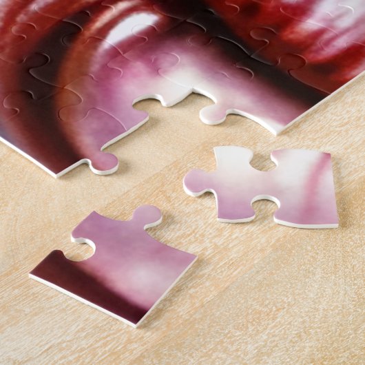 Leicht gruselige, aber schöne Frau mit Tränen Puzzle (Seite)