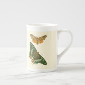 Leicht umgrenzte Schmetterlingsmalerei Porzellantasse (Rechts)