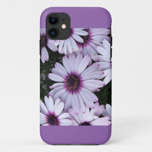 Leicht violette Blumen mit Lila Hintergrund Case-Mate iPhone Hülle